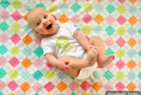Halfway Through Our Baby’s Weekly Photo Journey