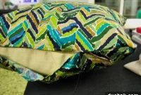 Craft a Cozy Pillow from Two Cloth Napkins