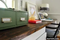 Constructing a Stunning Plank Wood Desk