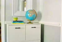 Gray Horse by Benjamin Moore: Our Chair Rail Update