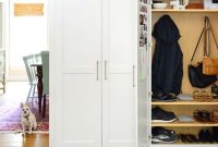 Optimize Your Mudroom Cabinet Storage