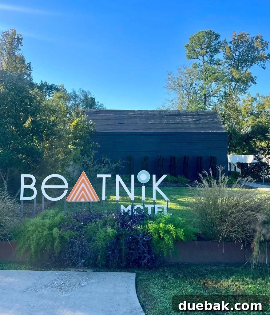 Sign for the Beatnik Motel In Ocean Springs Mississippi