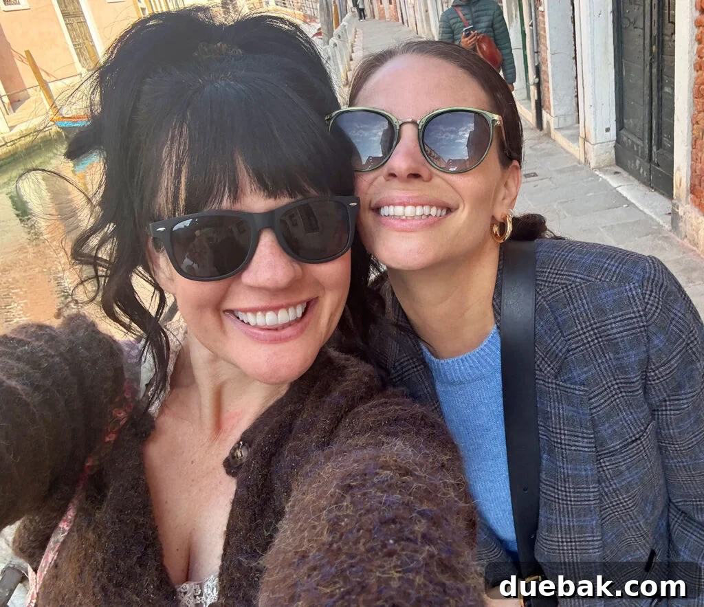 Travel Light to Italy My Ultimate Packing Secrets 8 Elsie A Beautiful Mess And Sherry Selfie Photo In Venice Italy - Travel Style