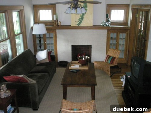 family-room-before family-room-before