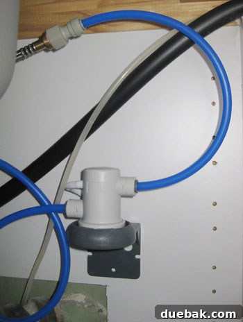 Under-sink filter attached to faucet pipe