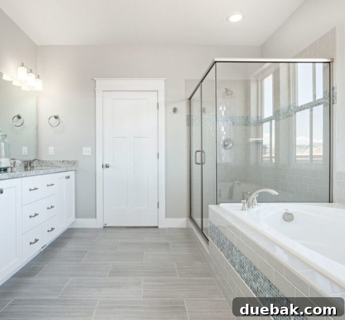 rainey-homes-framed-shower-modern