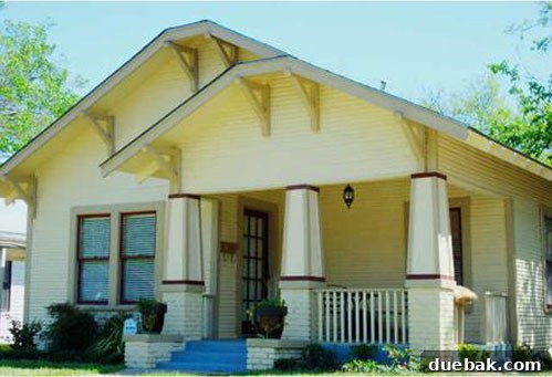 Modernized facade of a classic Dallas house after renovation