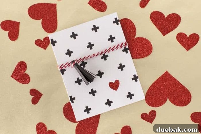 Modern Heart Plus Valentine card crafted with Cricut