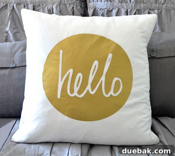 Cricut Design Space: Mastering the Slice Tool 5 A 'Hello' text cut out from a circle, illustrating a practical use of the Cricut Slice Tool for customization.