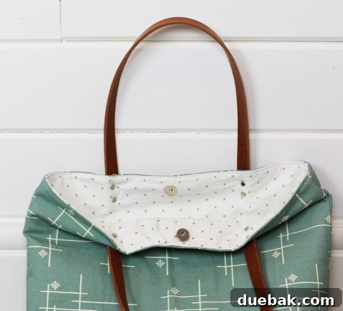 My Chic Handmade Tote 3 Close-up of DIY Tote Bag fabric and craftsmanship
