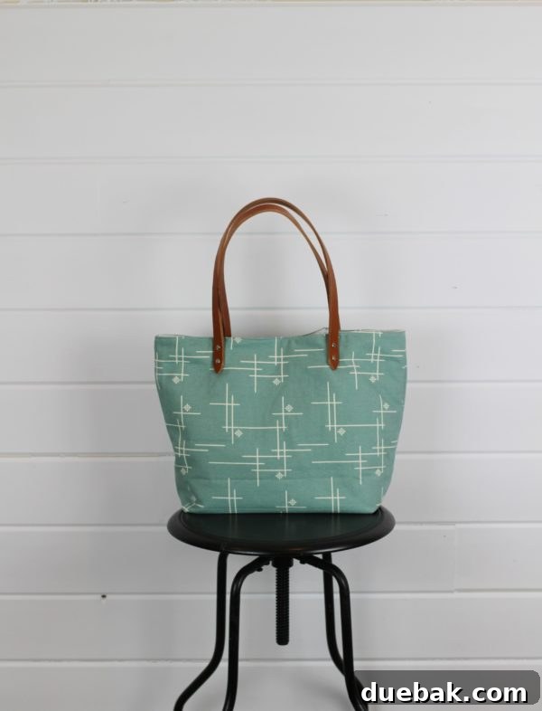 My Chic Handmade Tote 4 Stylish DIY Tote Bag with detailed stitching