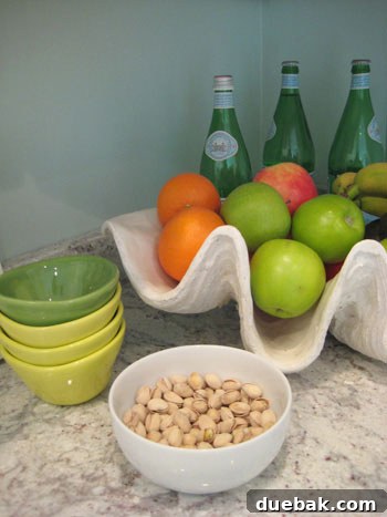 Kitchen featuring a decorative clam shell