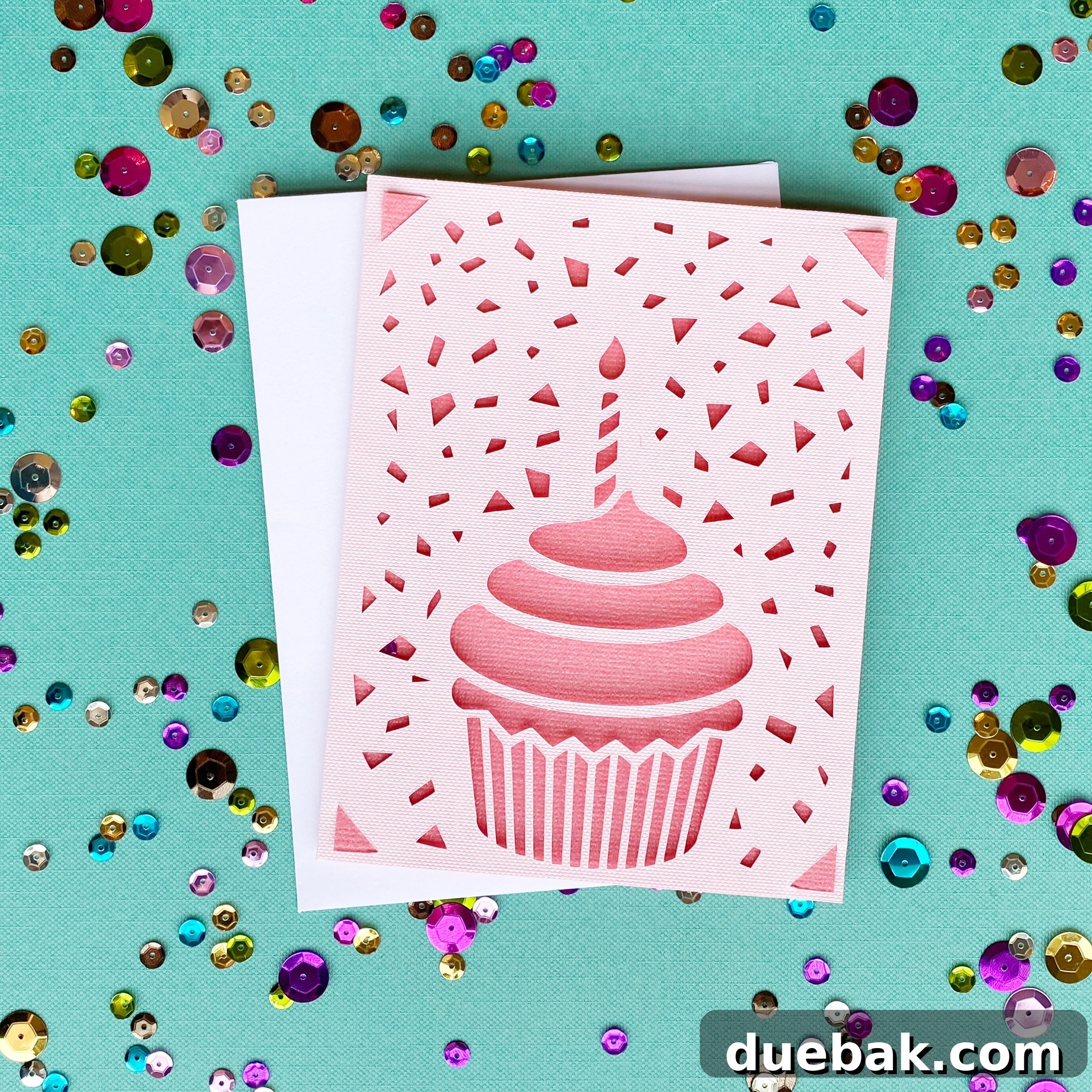 Cricut Joy creating a card