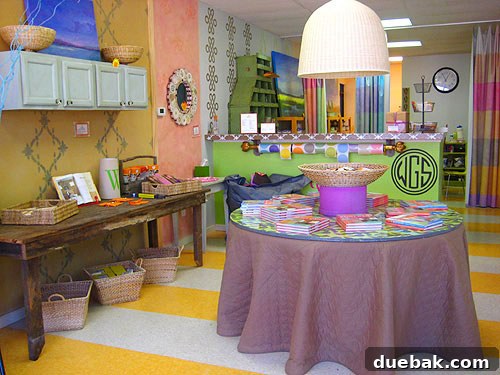 Your Free Slice of Sunshine 3 Creative paint displays at Sunny's Goodtime Paints