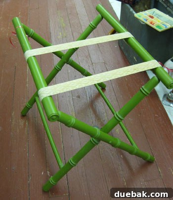 Wooden luggage rack
