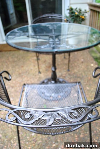 Close-up of the newly painted patio chair in oil-rubbed bronze