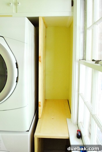 Top divider attached, illustrating two-tiered depth
