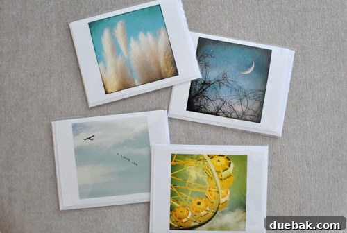 Close-up of a photography note card featuring a scenic image