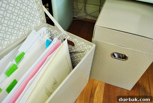 Inside the IKEA Effektiv with file system