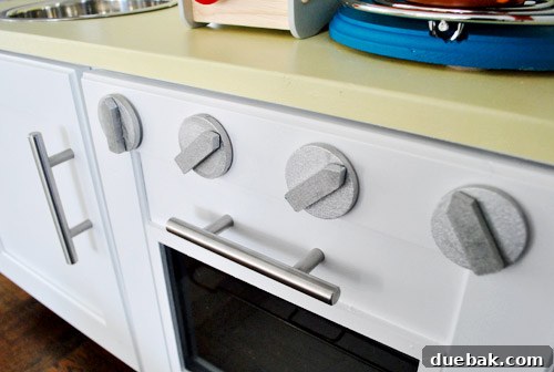 Close-up of the finished, glittering oven knobs