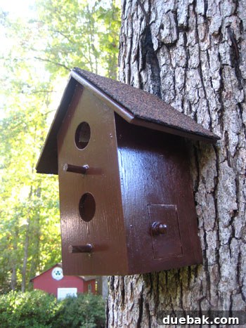 After renovation: two sturdy, weatherproof birdhouses with tiled roofs