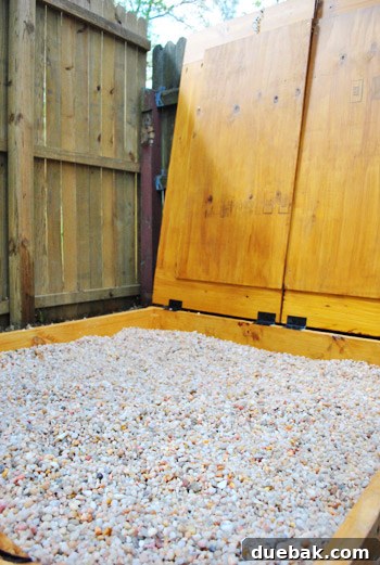 Rock box filled with pea gravel, lid closed