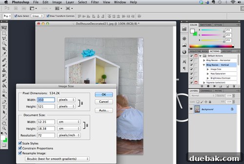 The Photoshop image resize dialog box with settings for web optimization