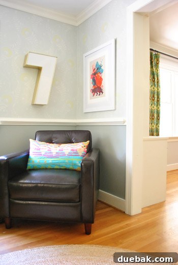 Wall decor featuring the '7'