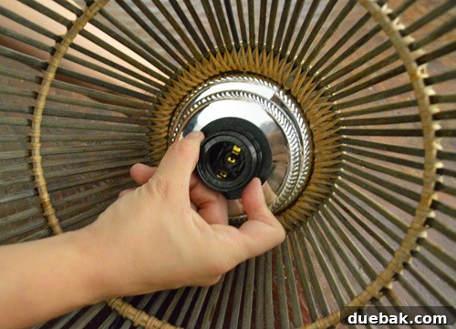 Woven Light: Create Your Own Basket Pendant 12 Assembled pipe plates secured by the pendant's plastic ring