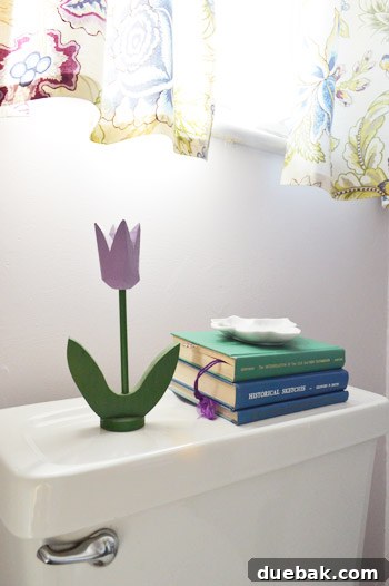 grannys-favorite-bathroom-details