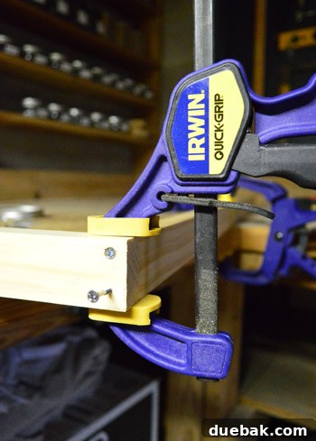 Screwing frame pieces together