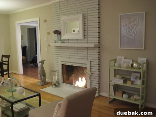 Living room before Christmas decorations