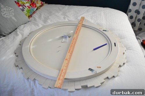 Back of mirror with no hanging hardware