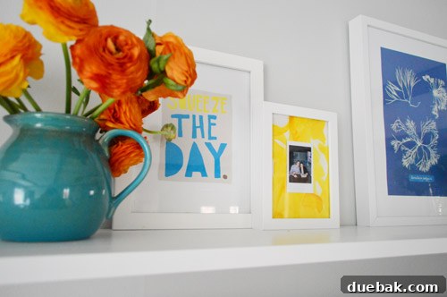 Elevate Your Entertainment Install a Shelf Above Your TV 10 Close-up of top-mounted brackets on shelf