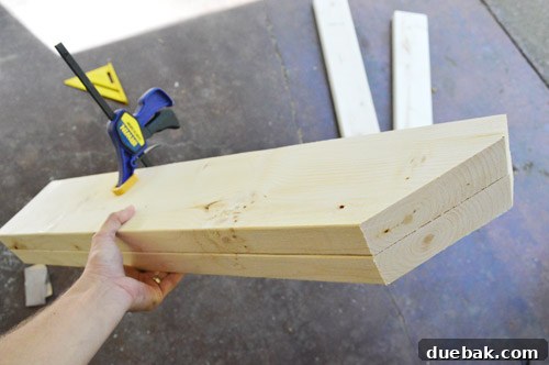 Cutting identical beams for pergola braces