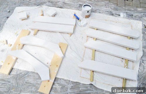Primed curved pieces for pergola braces