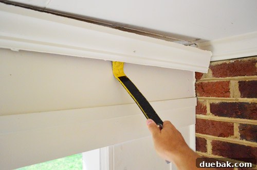 Demolishing Your Old Ceiling: A DIY Guide 4 Removing crown molding from sunroom ceiling