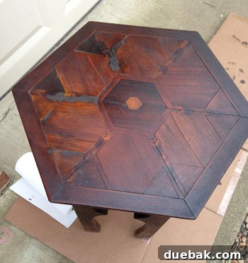Inspiration photo from a magazine showing an inlay-like design