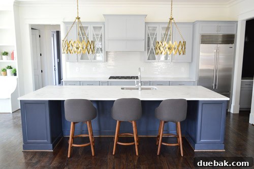 Showhouse Styling 5 Completed kitchen with Hale Navy island, gray cabinets, and gold pendants