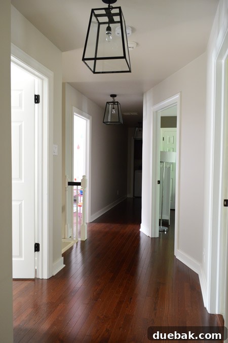 Floor plan illustrating how natural light diminishes down the hallway