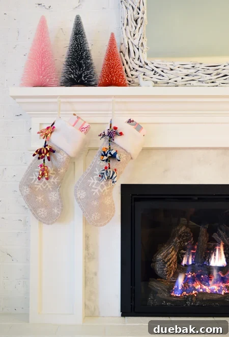 Tree-Stockings-Full