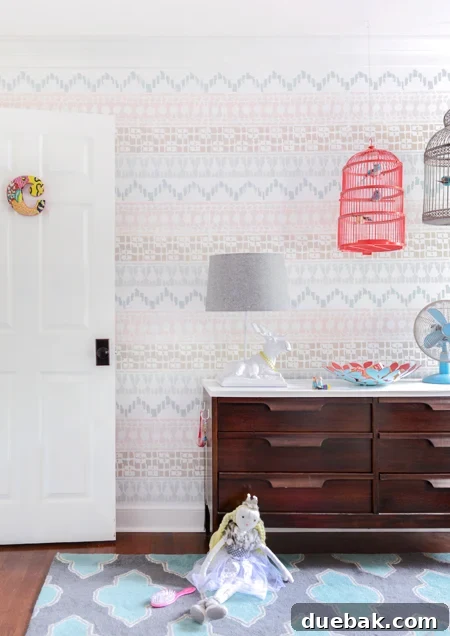 EvolutionGirlsRoom-StencilWall