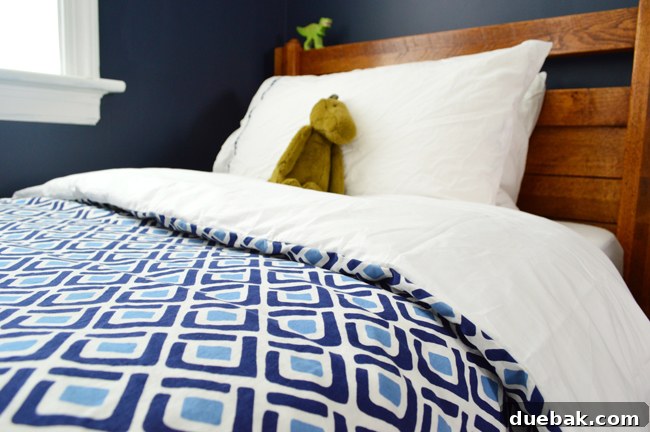 Transform One Duvet Cover Into Two 14 Split Duvet After Fold Down Detail