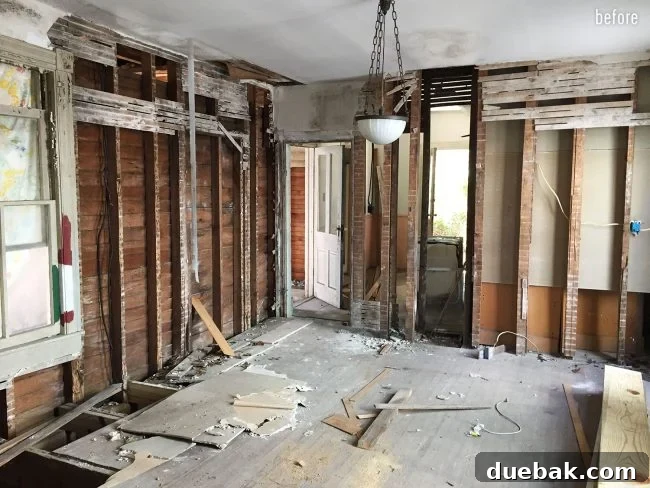 Original beach house kitchen before renovation began