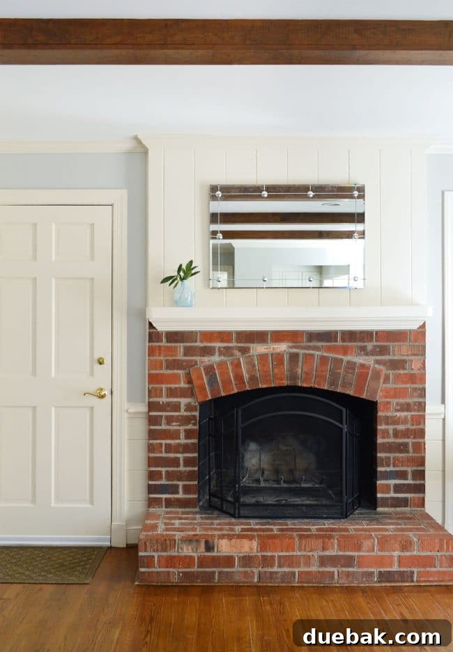 Home Staging Tips: Sell Your House or Simplify Your Life 12 simple fireplace mantle with brick fireplace, staged with free greenery