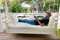 How to Build a Cozy Hanging Daybed: Step-by-Step DIY Guide