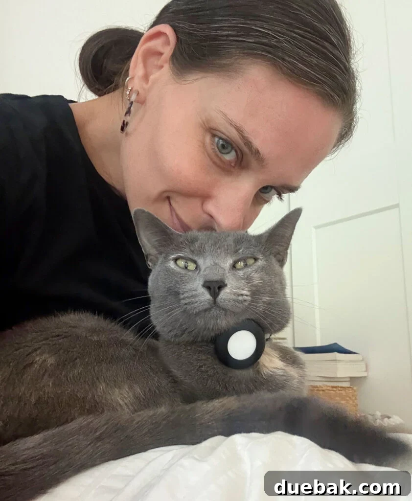 How I Reduced My Cat Allergies: Proven Strategies That Worked 3 Sherry putting face on head of cat
