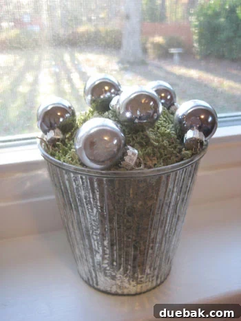Moss and metallic decor 2