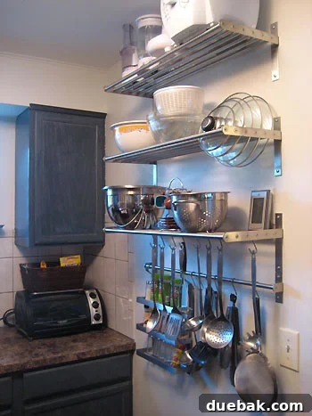 small-kitchen-storage-idea
