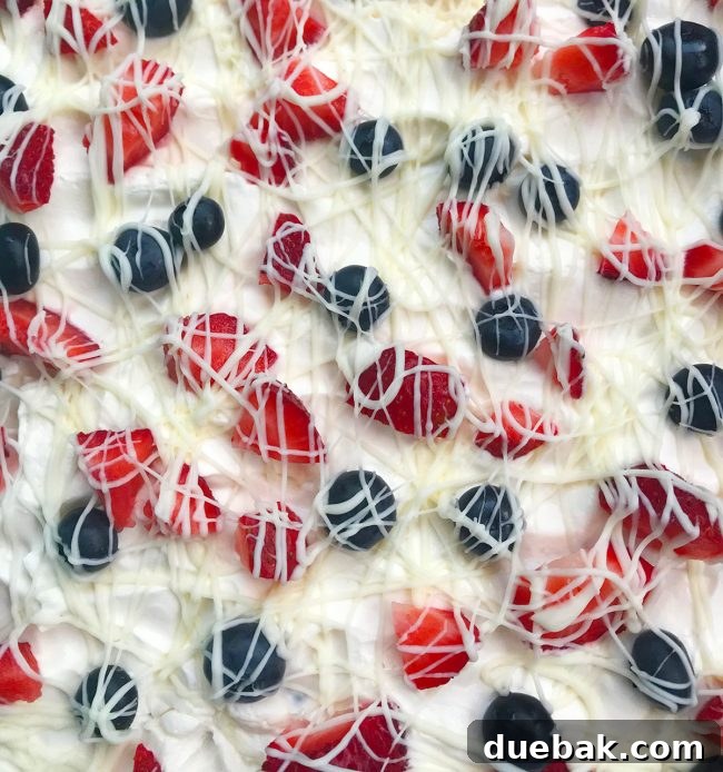 Berry lasagne dessert